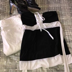 Black and white strapless top